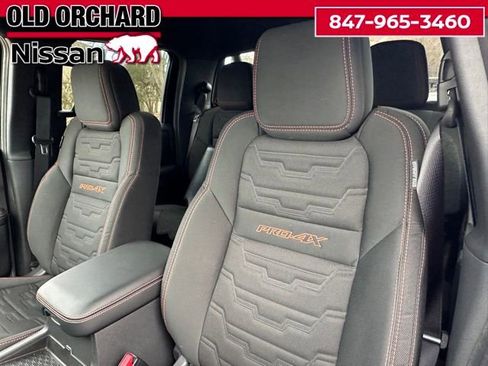 Used 2025 Nissan Frontier PRO-4X w/ Pro Convenience Package image 12