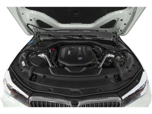 Used 2019 BMW 740i RWD image 15