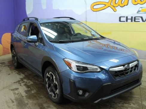 Used 2022 Subaru Crosstrek 2.5i Limited w/ Moonroof Package 2 image 4