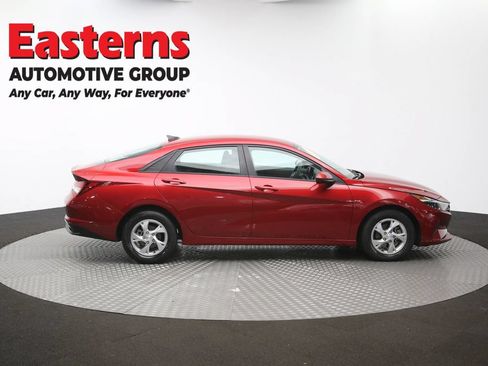 Used 2023 Hyundai Elantra SE w/ Cargo Package FWD image 44