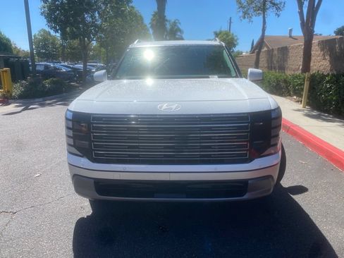 Used 2026 Hyundai Palisade Limited AWD/4WD image 3