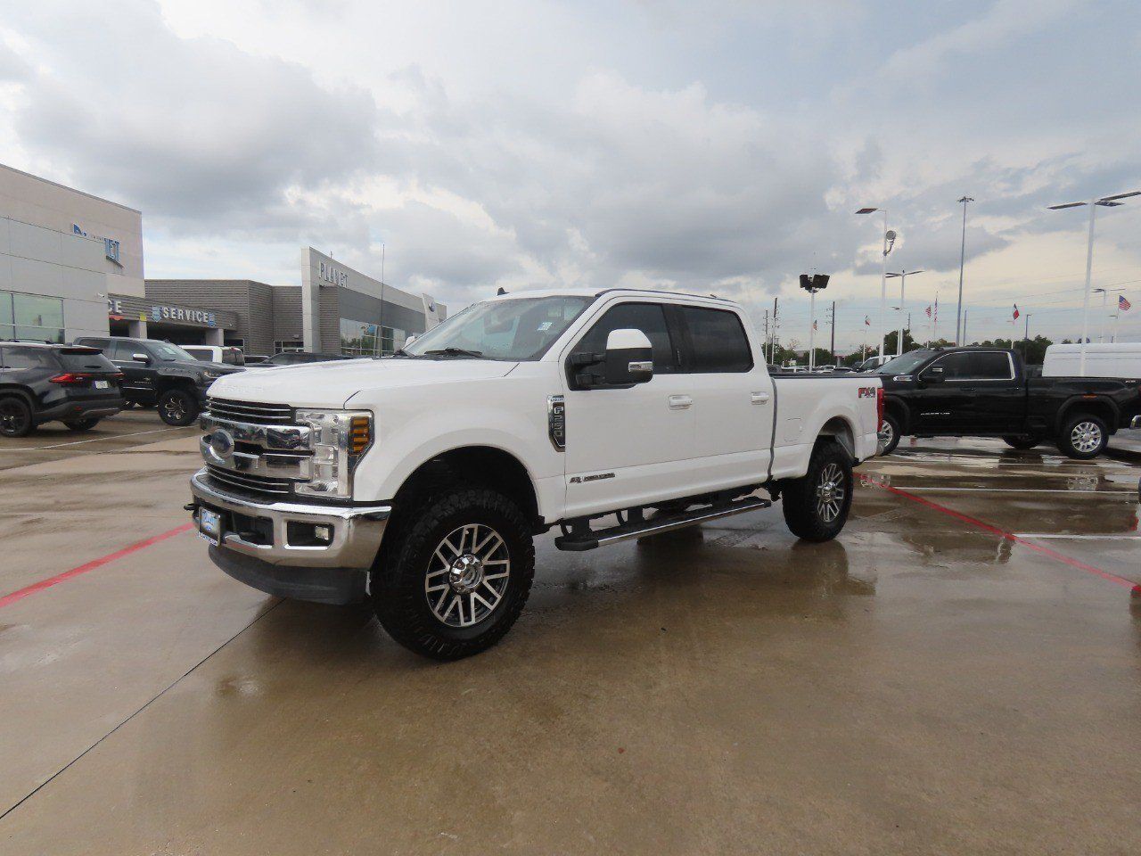 Used 2019 Ford F250 Lariat w/ Lariat Value Package AWD/4WD image 2