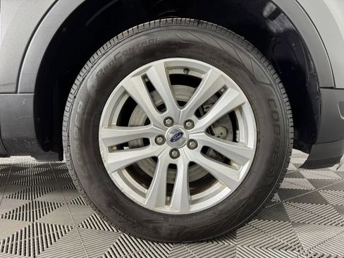 Used 2018 Ford Explorer XLT AWD/4WD image 47