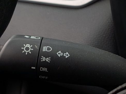 Used 2025 Toyota RAV4 LE image 12