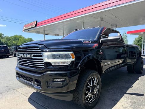 Used 2021 RAM 3500 Laramie AWD/4WD image 15