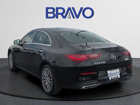 Used 2025 Mercedes-Benz CLA 250 image 3