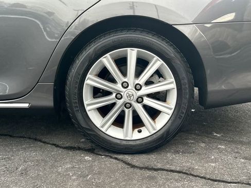 Used 2013 Toyota Camry XLE image 26