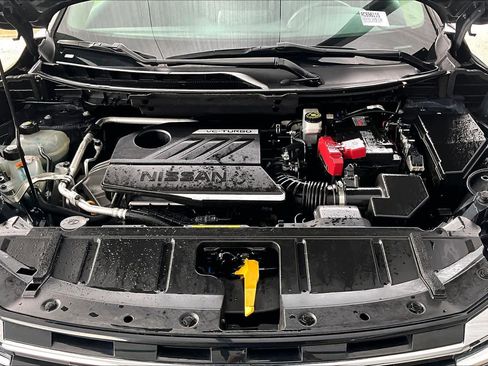 Certified 2024 Nissan Rogue SV FWD image 31