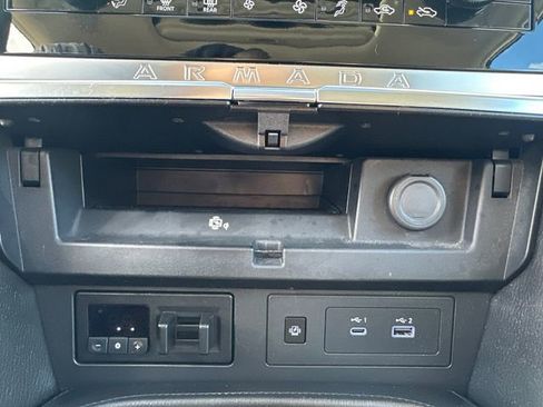 Used 2024 Nissan Armada SL image 40