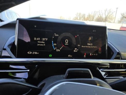 Used 2024 GMC Sierra EV Denali image 5