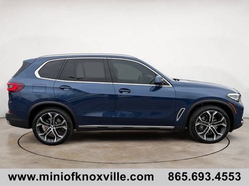 Used 2023 BMW X5 sDrive40i w/ Climate Comfort Package image 2