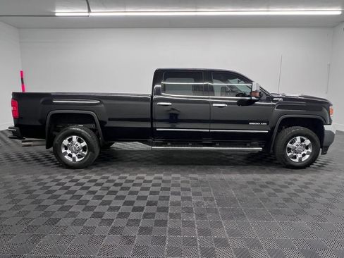 Used 2019 GMC Sierra 3500 SLT w/ Suspension Package, Off-Road AWD/4WD image 8