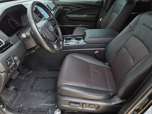 Used 2025 Honda Ridgeline Black Edition image 22