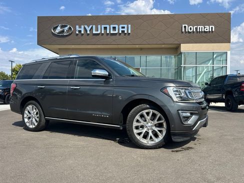 Used 2019 Ford Expedition Platinum RWD image 5