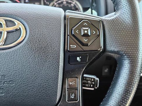 Used 2024 Toyota 4Runner TRD Off-Road Premium w/ Moonroof Package AWD/4WD image 24