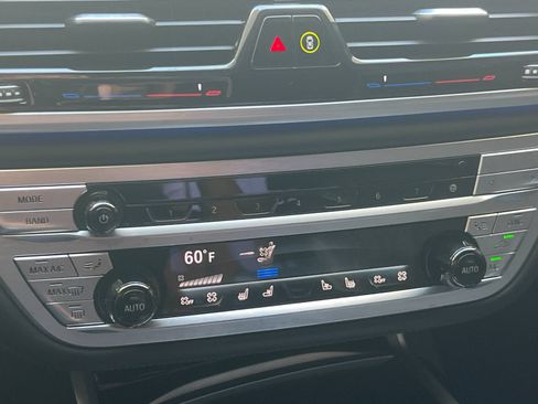 Used 2021 BMW M760i xDrive AWD/4WD image 19
