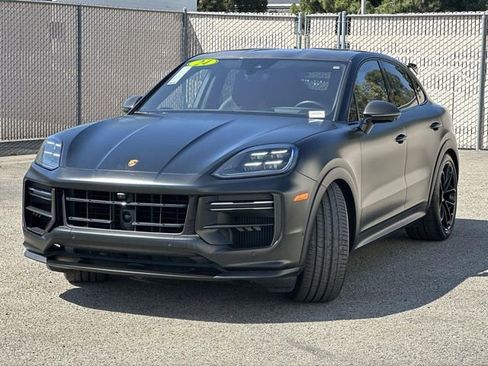 Used 2024 Porsche Cayenne Turbo GT AWD/4WD image 8