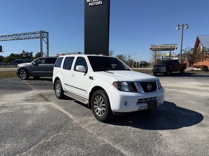 Used 2012 Nissan Pathfinder LE