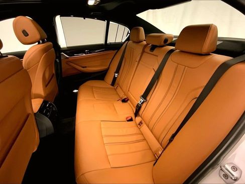 Used 2019 BMW 540i w/ Executive Package RWD image 14