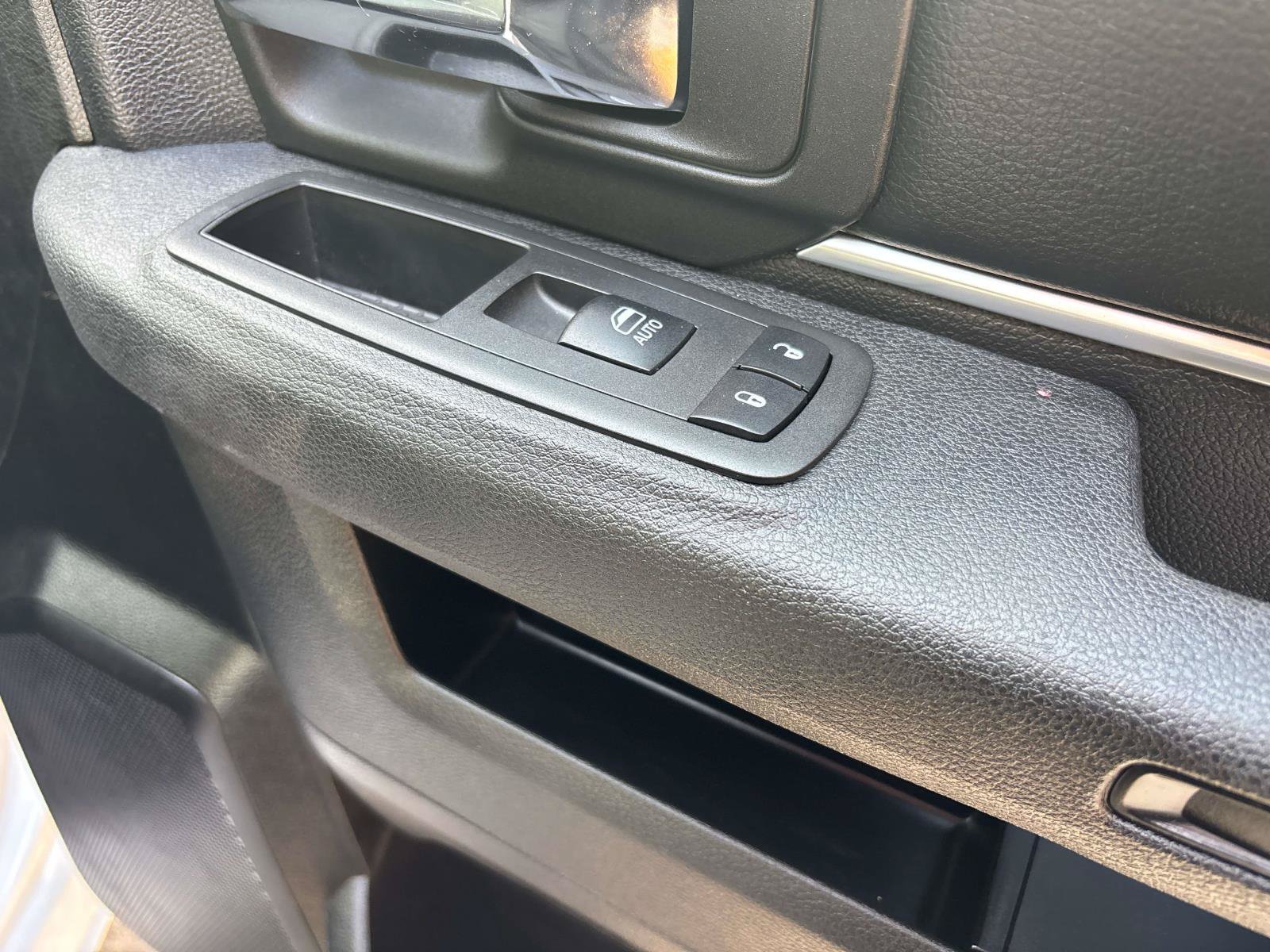 Used 2022 RAM 1500 Warlock AWD/4WD image 13