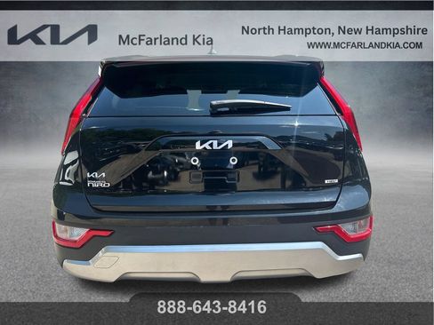 Used 2023 Kia Niro LX FWD image 5