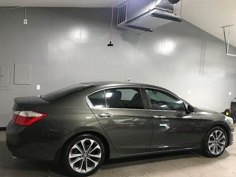 Used 2014 Honda Accord Sport image 3
