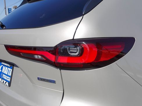 Used 2024 MAZDA CX-90 Plug-In Hybrid w/ Premium Plus image 5