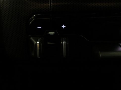 Used 2023 RAM 2500 Limited image 34