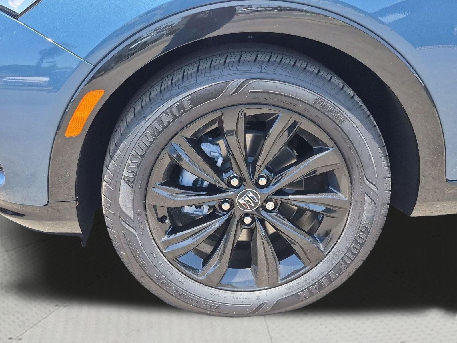 New 2026 Buick Envista Sport Touring w/ Advanced Safety Package FWD image 34