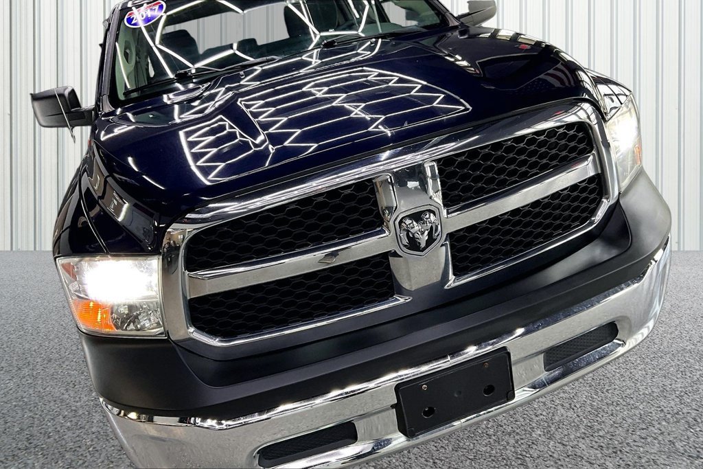 Used 2017 RAM 1500 ST w/ SXT Appearance Group AWD/4WD image 31