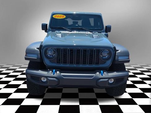 Used 2025 Jeep Wrangler Unlimited Rubicon 4xe w/ Safety Group AWD/4WD image 3