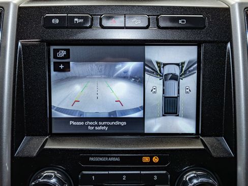 Used 2018 Ford F250 Lariat w/ Lariat Value Package AWD/4WD image 18