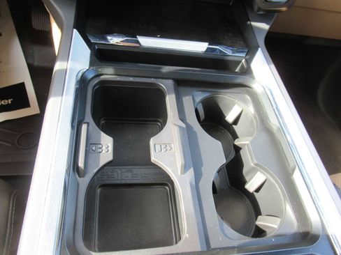 Used 2023 Ford F350 Lariat image 26