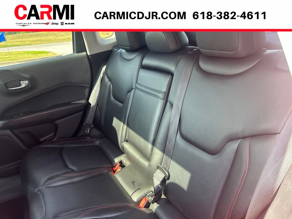 Used 2018 Jeep Compass Trailhawk w/ Leather Interior Group AWD/4WD image 33