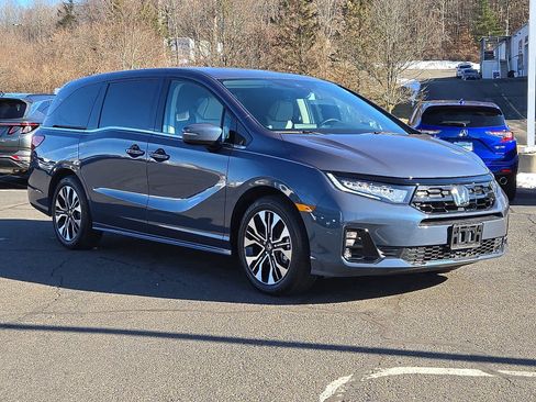 Certified 2025 Honda Odyssey Elite image 4