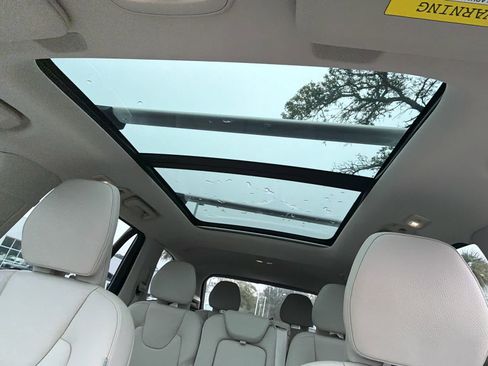 Certified 2023 Volvo XC90 B5 Plus w/ Protection Package Premier image 29