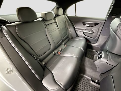 Used 2022 Mercedes-Benz C 300 4MATIC Sedan image 27