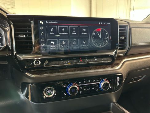 Used 2024 GMC Sierra 1500 Elevation image 23