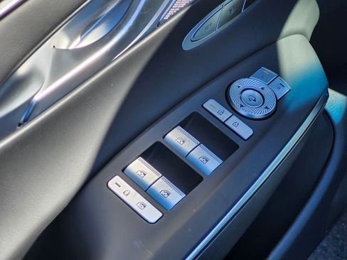 New 2026 Genesis GV70 2.5T Select AWD/4WD image 17