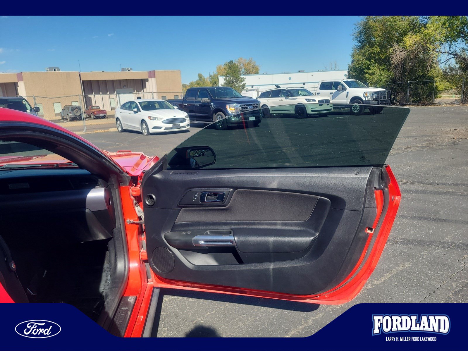 Used 2016 Ford Mustang GT w/ Black Accent Package RWD image 16
