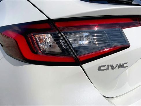 Used 2024 Honda Civic LX image 28