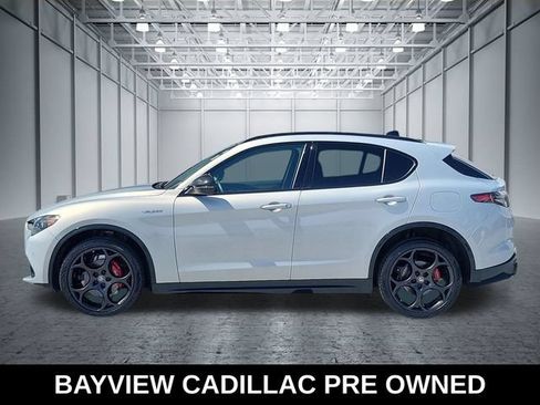 Used 2025 Alfa Romeo Stelvio Sprint w/ Veloce Package AWD/4WD image 2