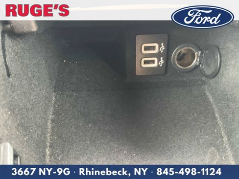 Used 2018 Lincoln Continental Reserve image 28