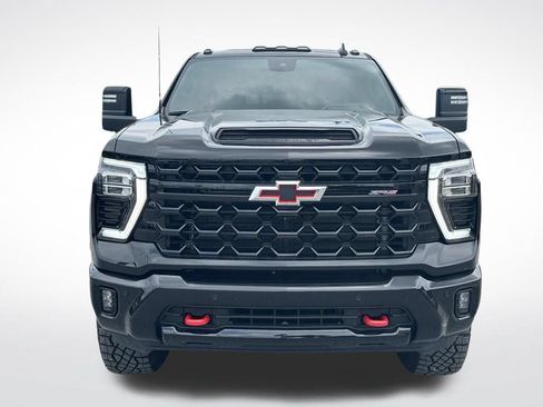 Used 2026 Chevrolet Silverado 2500 ZR2 AWD/4WD image 9