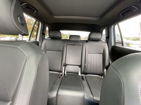 Used 2023 Volkswagen Tiguan SE R-Line AWD/4WD image 20
