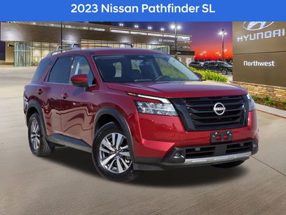 Used 2023 Nissan Pathfinder SL w/ Black Appearance Package