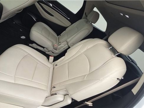 Used 2023 Buick Enclave Essence w/ Experience Buick Package image 18