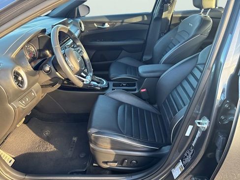 Used 2023 Kia Forte GT-Line w/ GT-Line Premium Package image 16