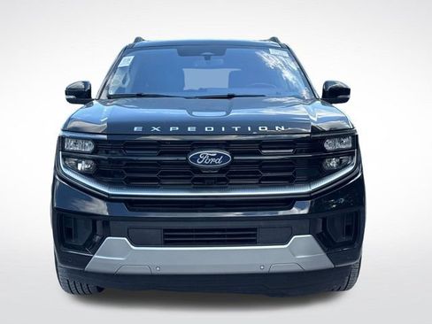 Used 2025 Ford Expedition Max Platinum AWD/4WD image 9