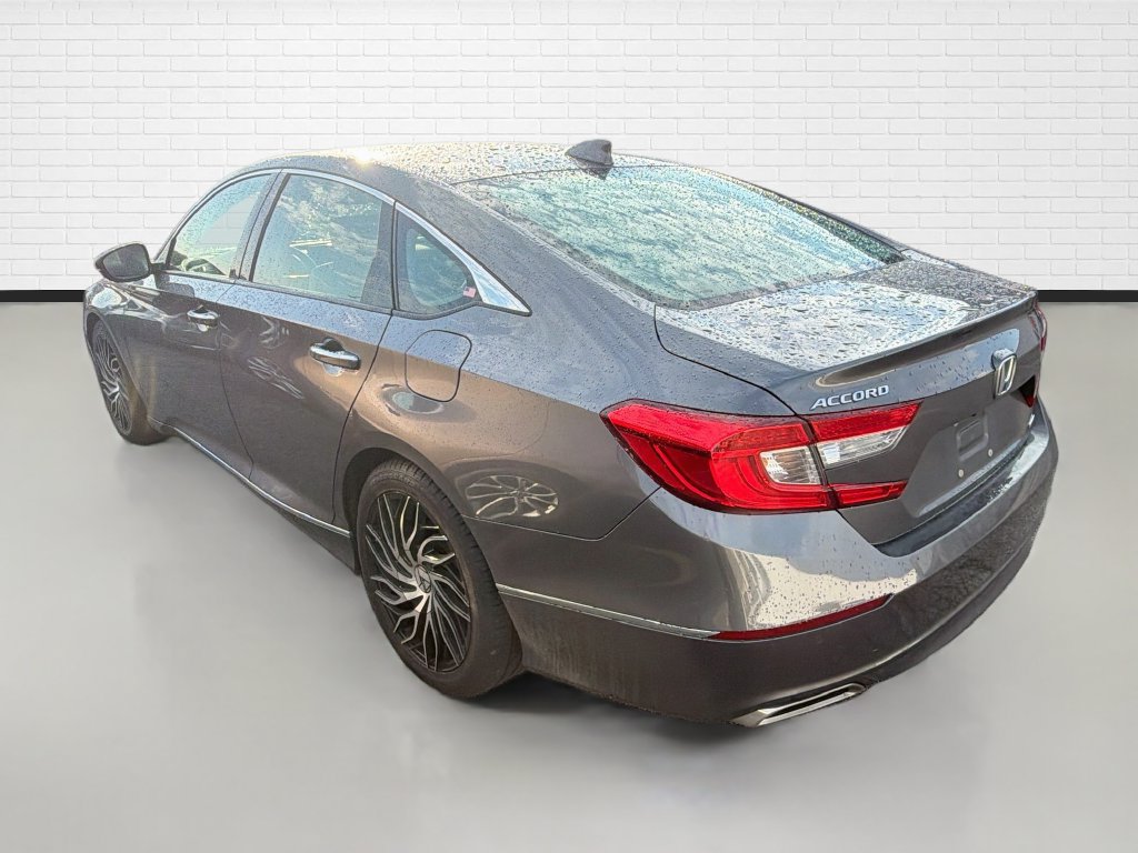 Used 2018 Honda Accord Touring image 6
